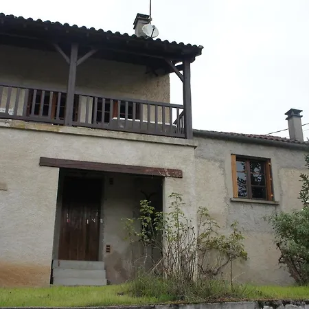 Un Balcon-terrasse Sur Le Lot Nyaraló Luzech
